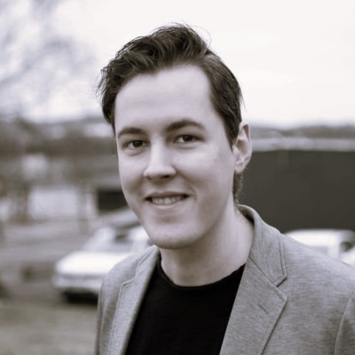 Alexander – SMB Sales Lead